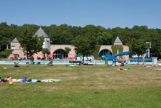 Camping met zwembad in Groningen